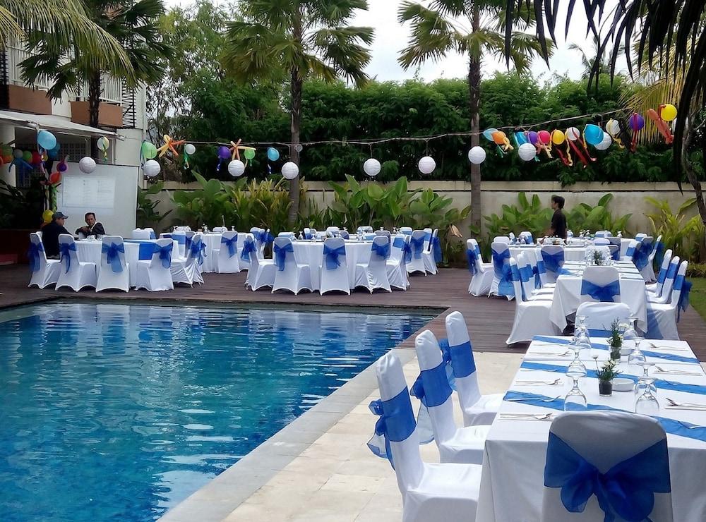 Seminyak Garden Hotell Dalung  Exteriör bild