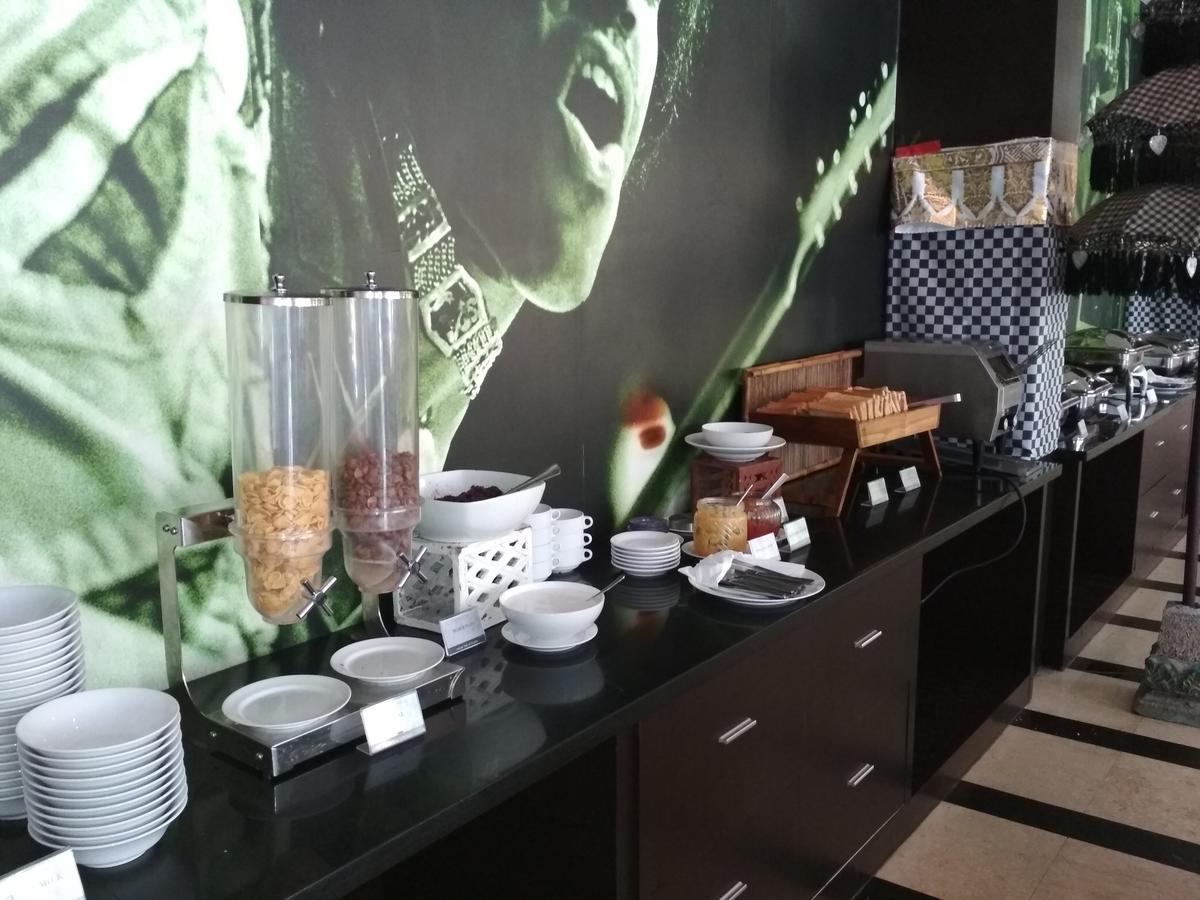 Seminyak Garden Hotell Dalung  Exteriör bild